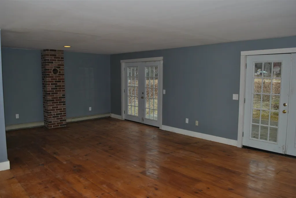 61 Brattle Street South Berwick ME 03908