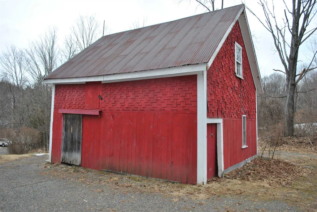 61 Brattle Street South Berwick ME 03908