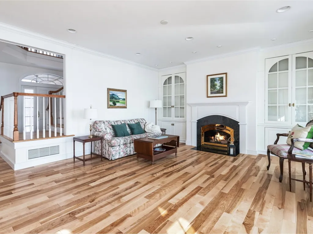 219 Appletree Point Road Burlington VT 05408