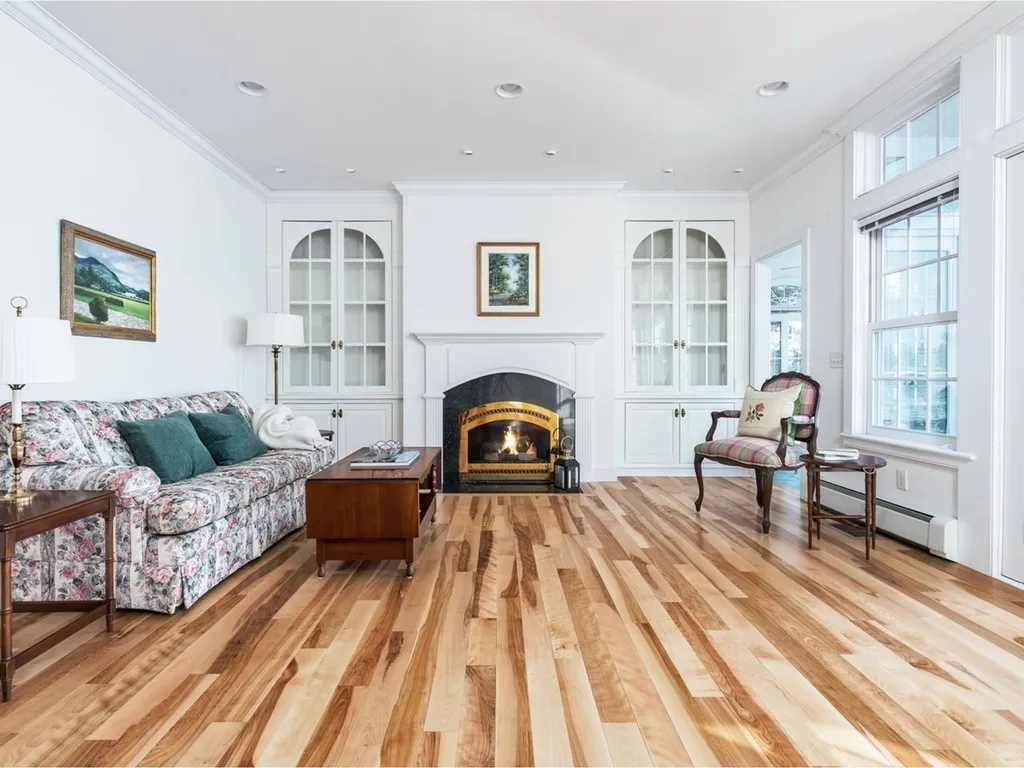 219 Appletree Point Road Burlington VT 05408