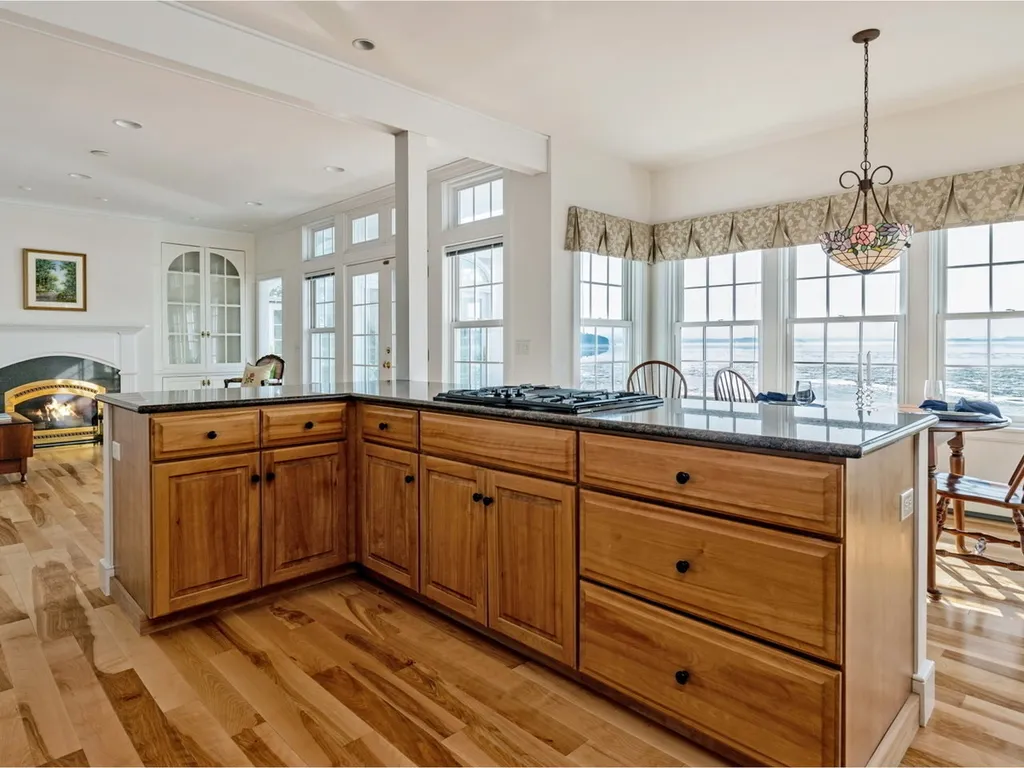219 Appletree Point Road Burlington VT 05408
