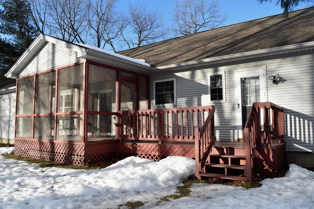 60 Richfield Lane Colchester VT 05446