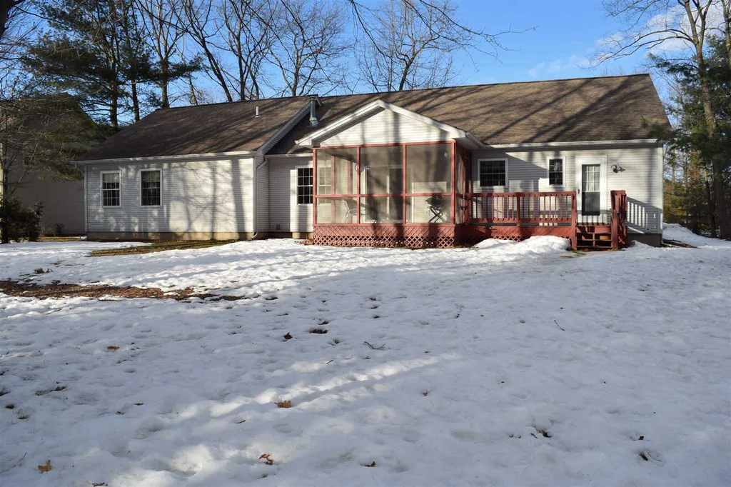 60 Richfield Lane Colchester VT 05446