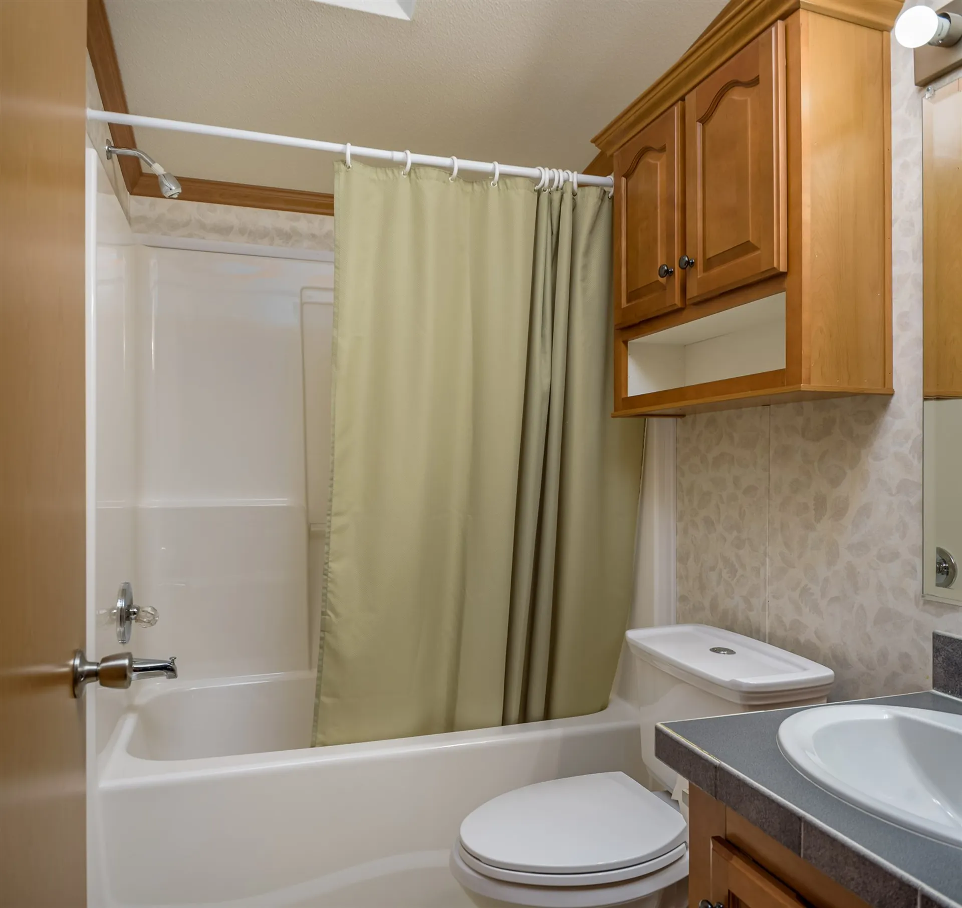 15 Lilac Drive Rochester NH 03867