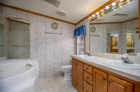 15 Lilac Drive Rochester NH 03867