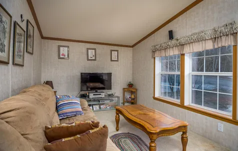 15 Lilac Drive Rochester NH 03867