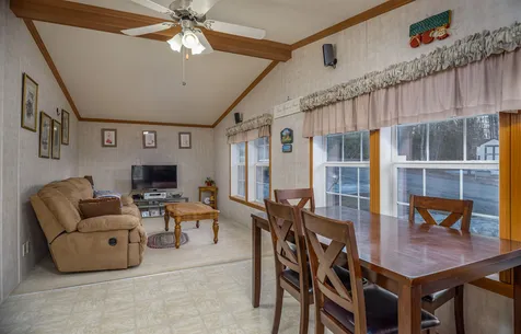 15 Lilac Drive Rochester NH 03867