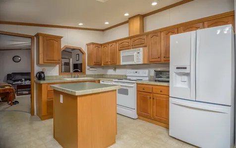 15 Lilac Drive Rochester NH 03867