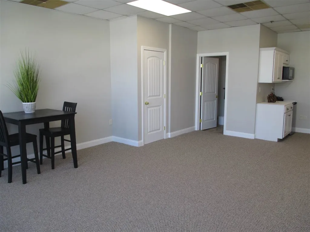64 Lafayette Road North Hampton NH 03862
