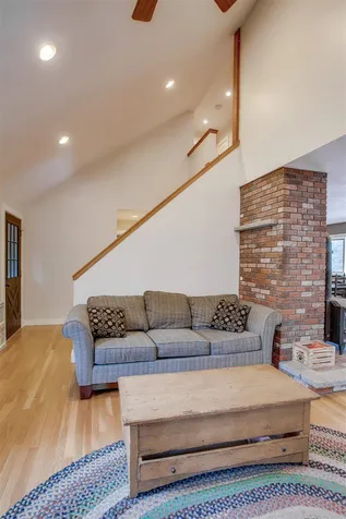 26 Windsor Boulevard Londonderry NH 03053