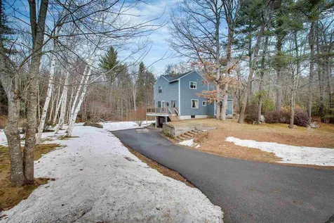 26 Windsor Boulevard Londonderry NH 03053