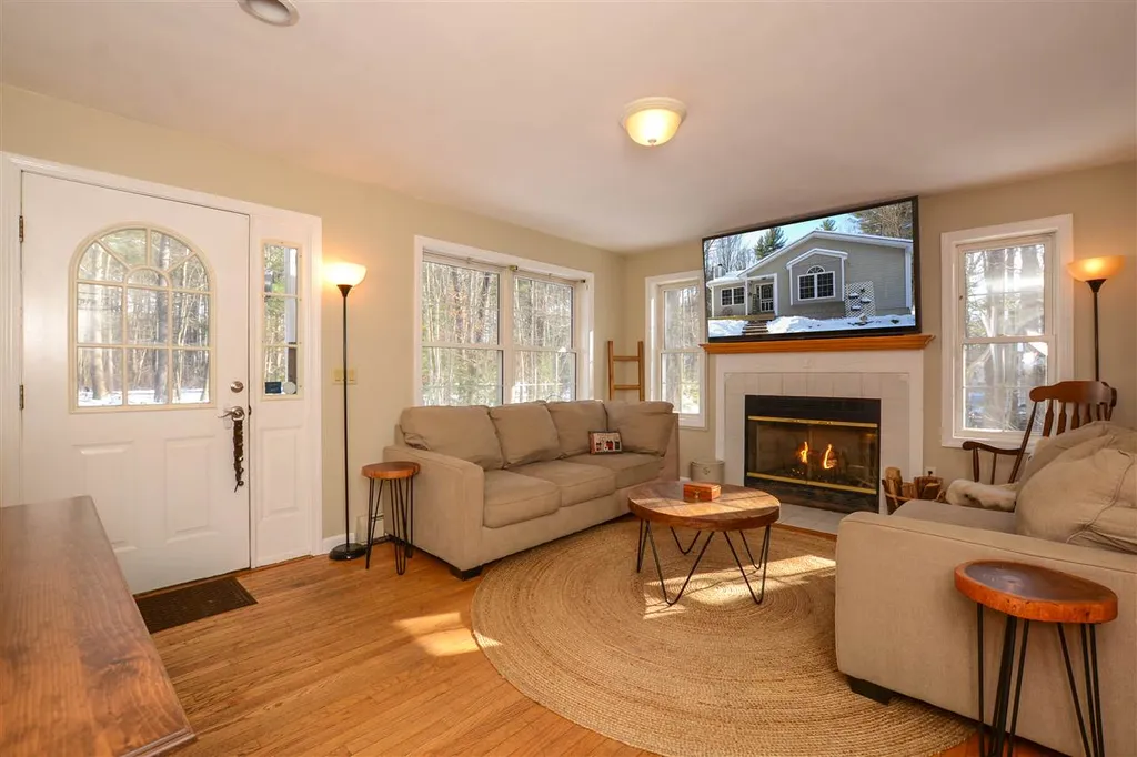 228 Old Rochester Road Somersworth NH 03878