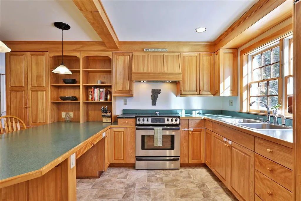 796 Landgrove Road Londonderry VT 05148