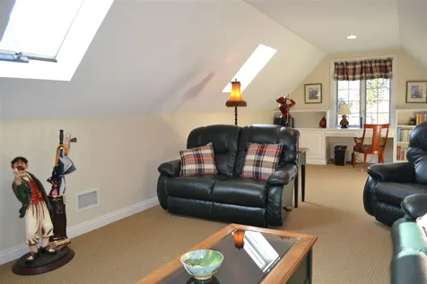 9 Oakmont Drive Concord NH 03301