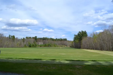 9 Oakmont Drive Concord NH 03301
