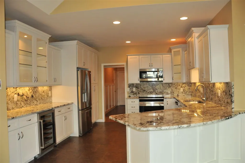 36 Beals Road Bedford NH 03110
