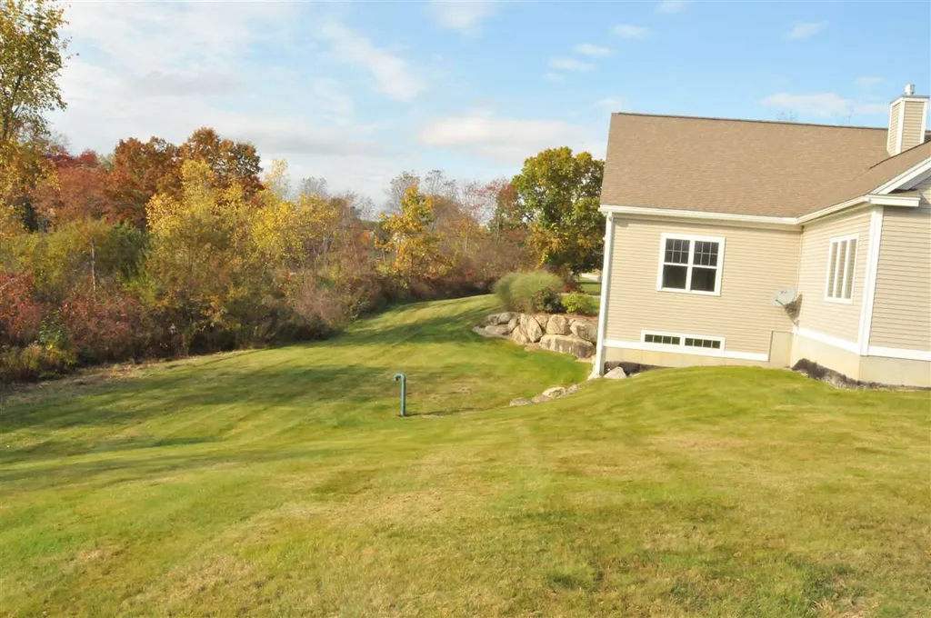 36 Beals Road Bedford NH 03110