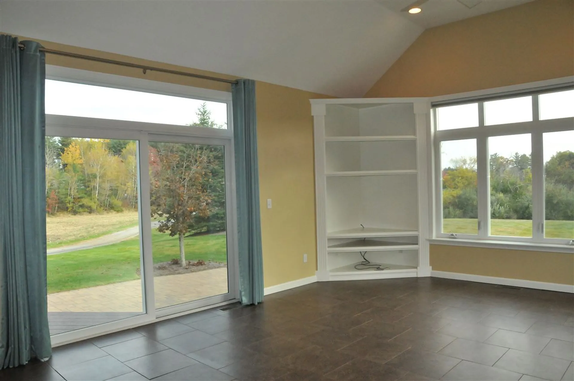 36 Beals Road Bedford NH 03110