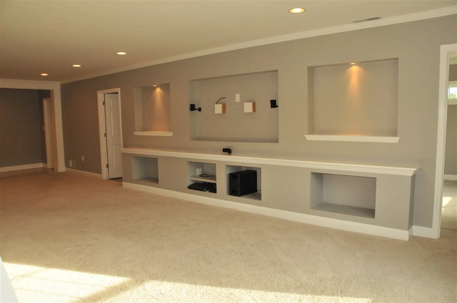 36 Beals Road Bedford NH 03110
