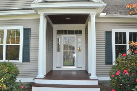 36 Beals Road Bedford NH 03110