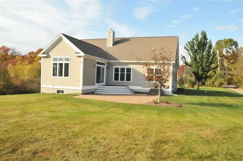 36 Beals Road Bedford NH 03110