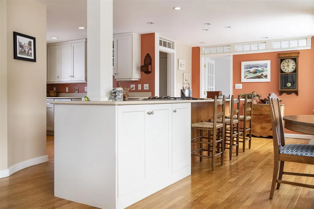 10 Wheelhouse Way Kittery ME 03905
