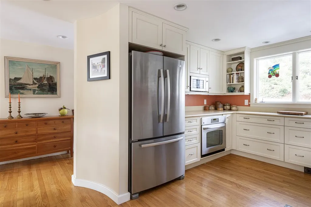 10 Wheelhouse Way Kittery ME 03905
