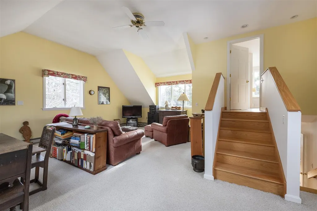 10 Wheelhouse Way Kittery ME 03905