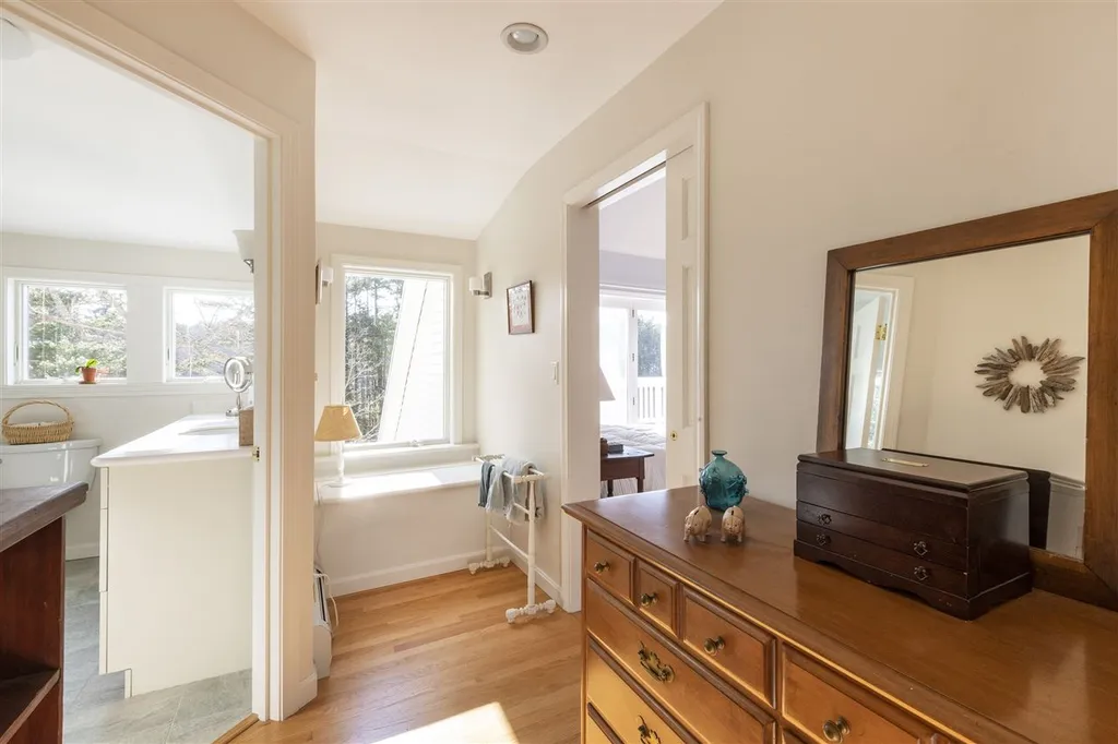 10 Wheelhouse Way Kittery ME 03905