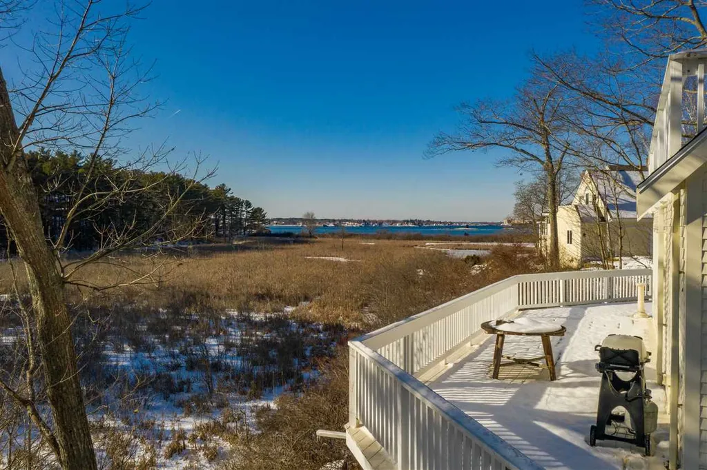 10 Wheelhouse Way Kittery ME 03905