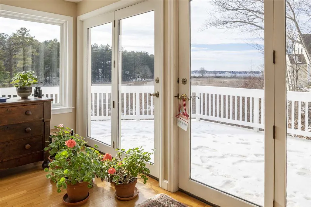 10 Wheelhouse Way Kittery ME 03905