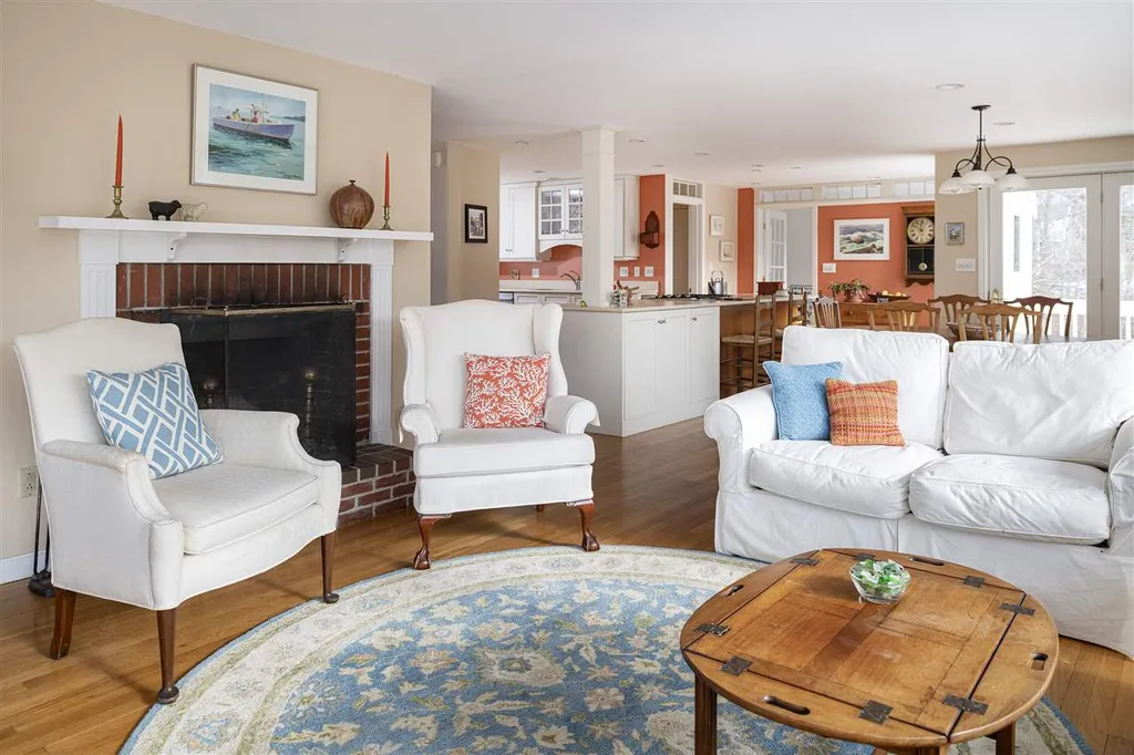 10 Wheelhouse Way Kittery ME 03905