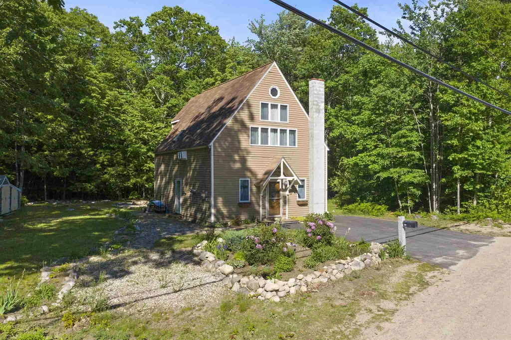 20 Fox Road Middleton NH 03887