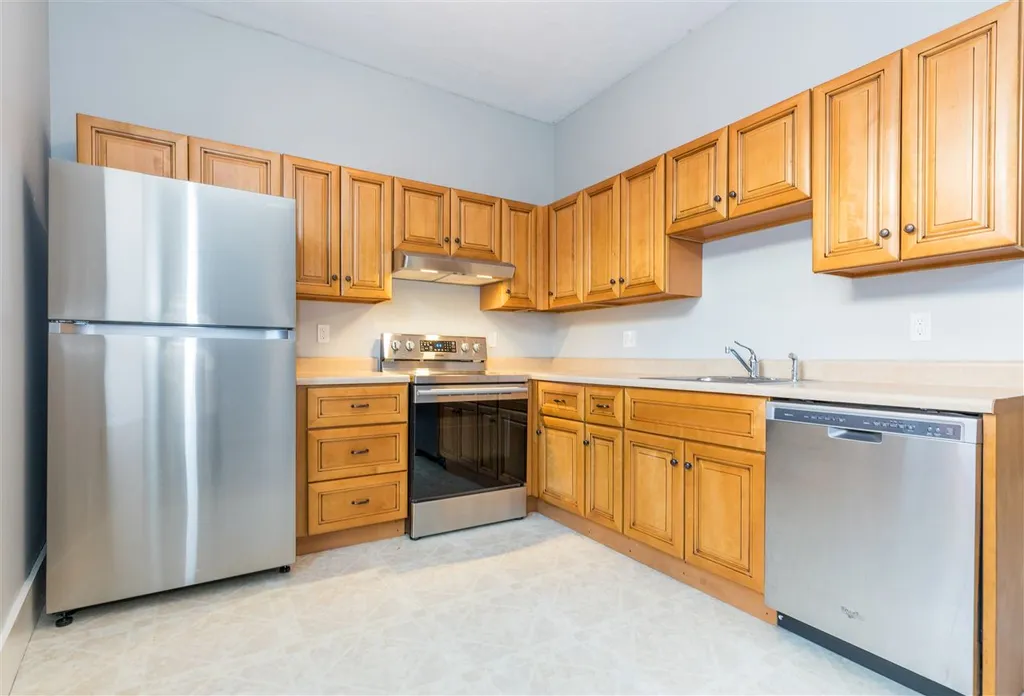 12 Ladd Street Portsmouth NH 03801