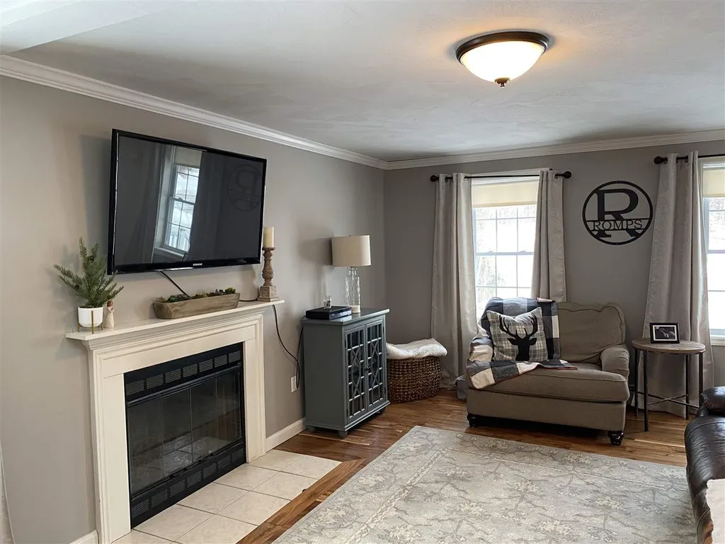 42 Taylor Road Dover NH 03820