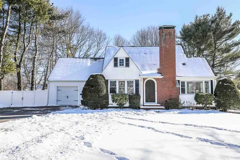 39 Moulton Road Hampton NH 03842