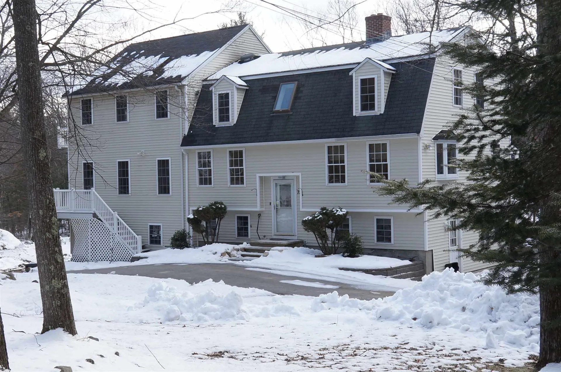 75 Goodhue Road Derry NH 03038