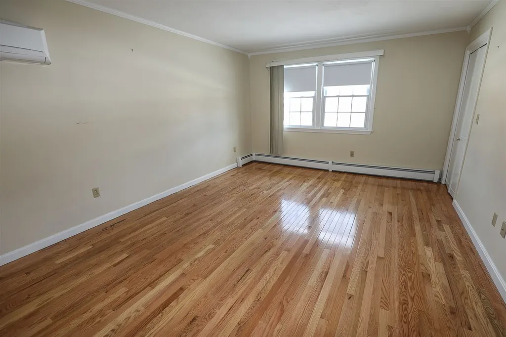 11 Jensen Street Nashua NH 03062