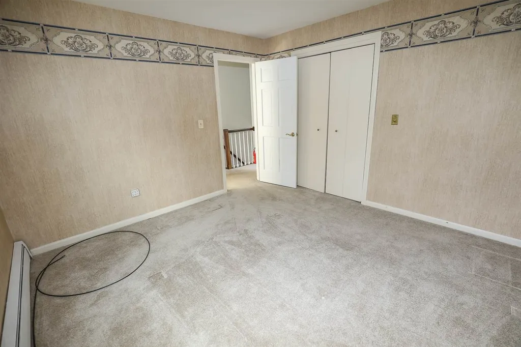 11 Jensen Street Nashua NH 03062