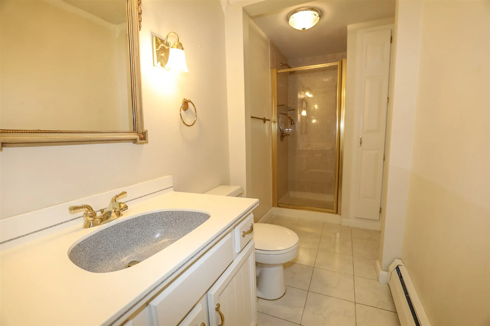 11 Jensen Street Nashua NH 03062