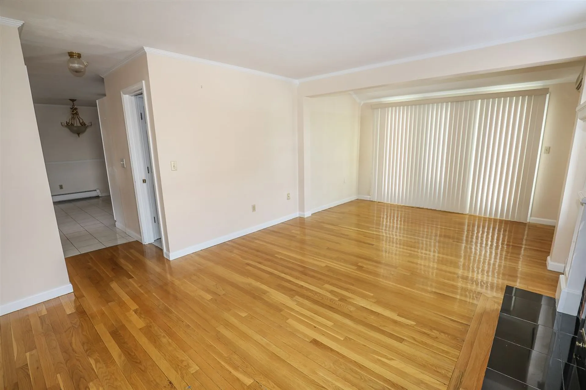 11 Jensen Street Nashua NH 03062