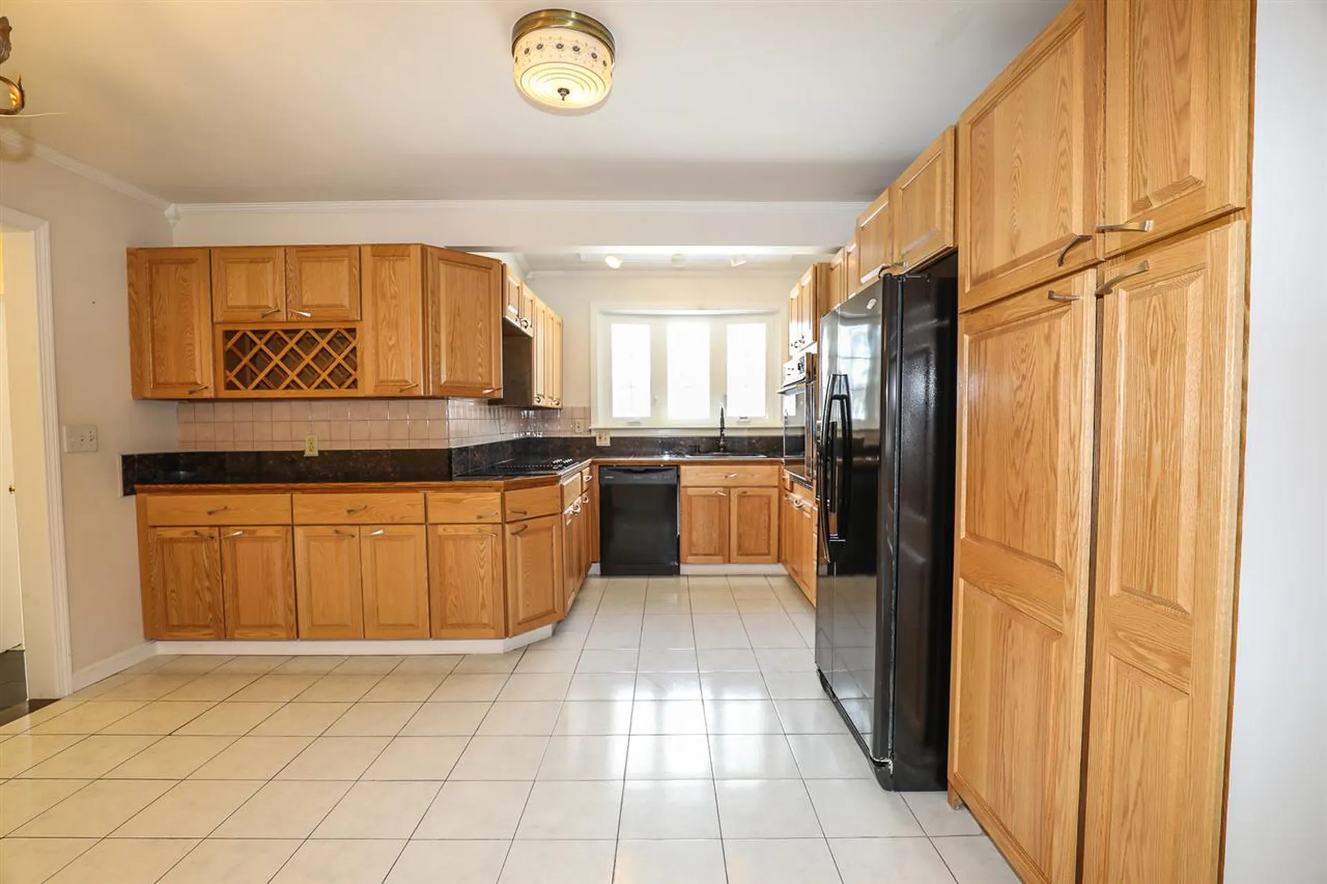 11 Jensen Street Nashua NH 03062
