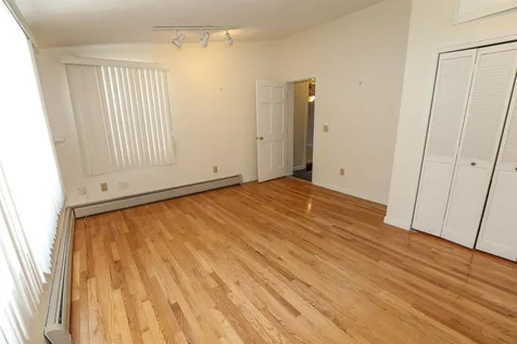 11 Jensen Street Nashua NH 03062