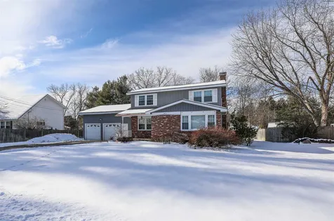 11 Jensen Street Nashua NH 03062