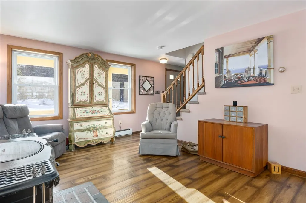 8 Locke Hill Lane Barrington NH 03825