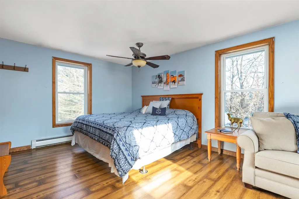 8 Locke Hill Lane Barrington NH 03825