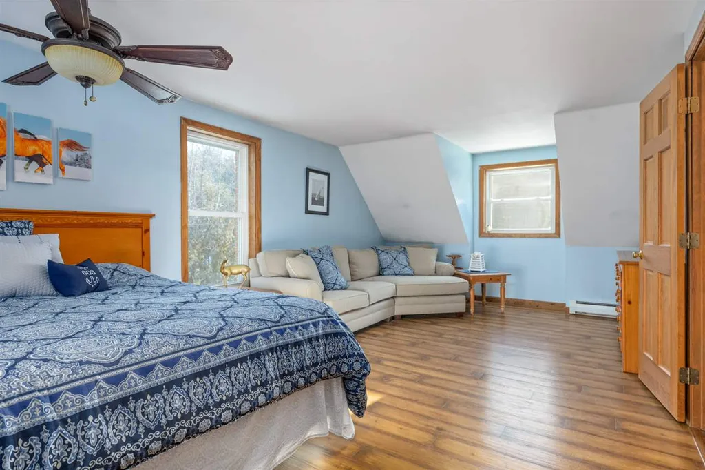 8 Locke Hill Lane Barrington NH 03825