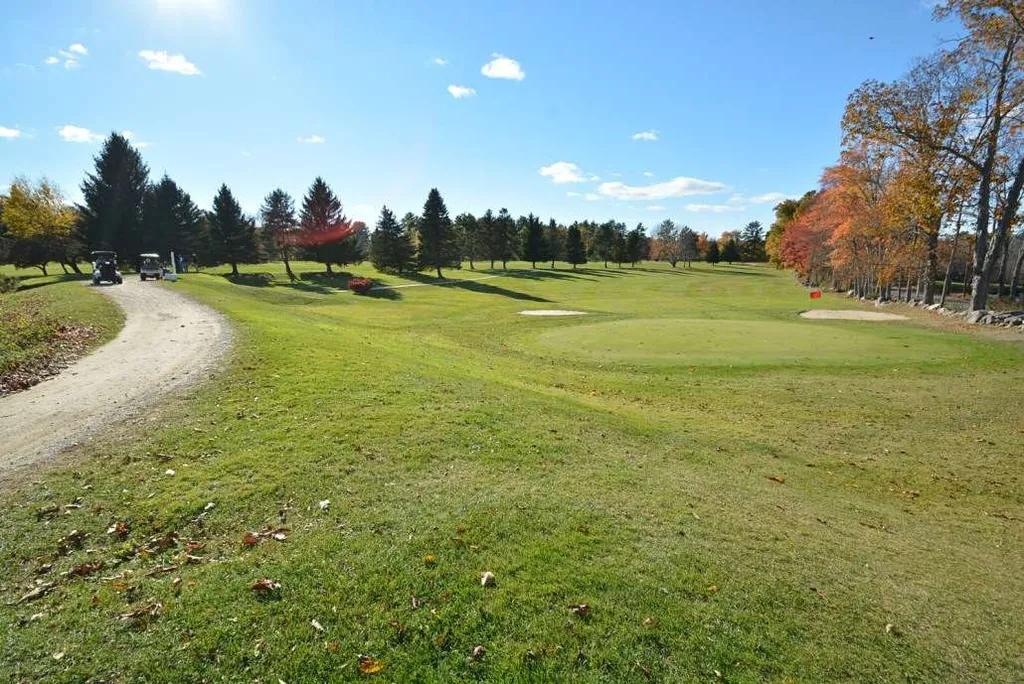 8 Locke Hill Lane Barrington NH 03825