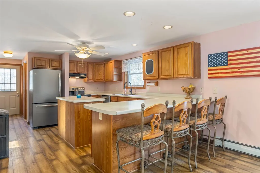 8 Locke Hill Lane Barrington NH 03825