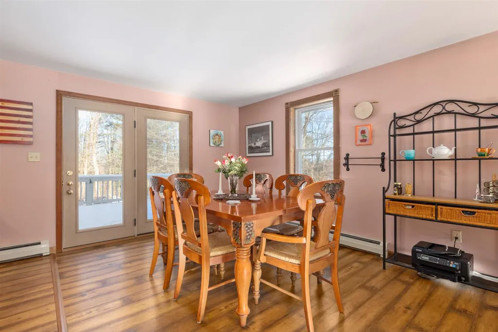 8 Locke Hill Lane Barrington NH 03825